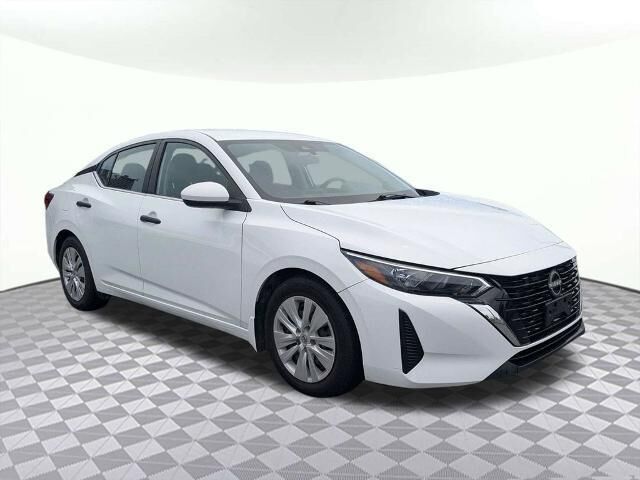 2024 Nissan Sentra S — photo 1 of 13