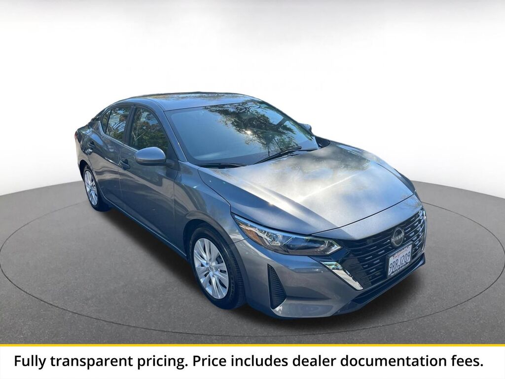 2025 Nissan Sentra S — photo 1 of 24