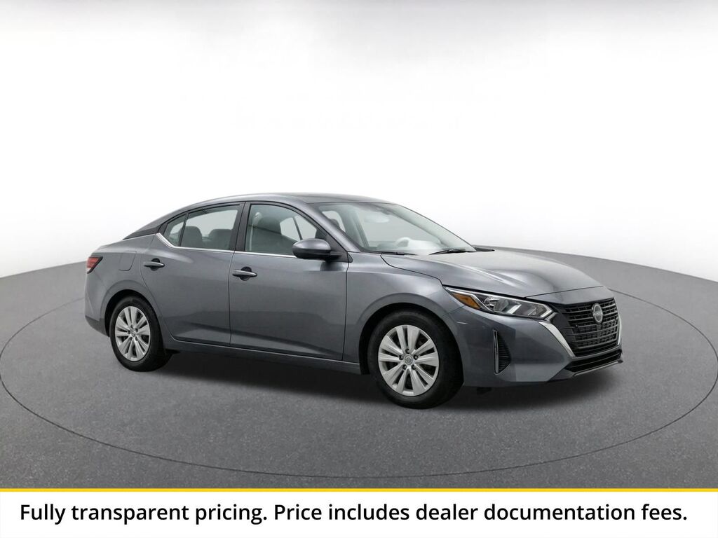 2025 Nissan Sentra S — photo 1 of 24