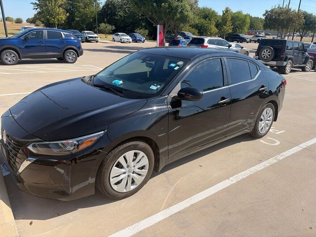 2024 Nissan Sentra S — photo 1 of 1