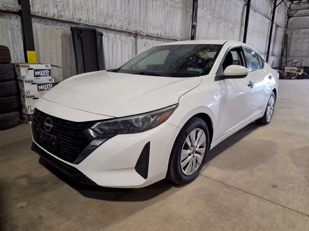 2024 Nissan Sentra S — photo 1 of 11