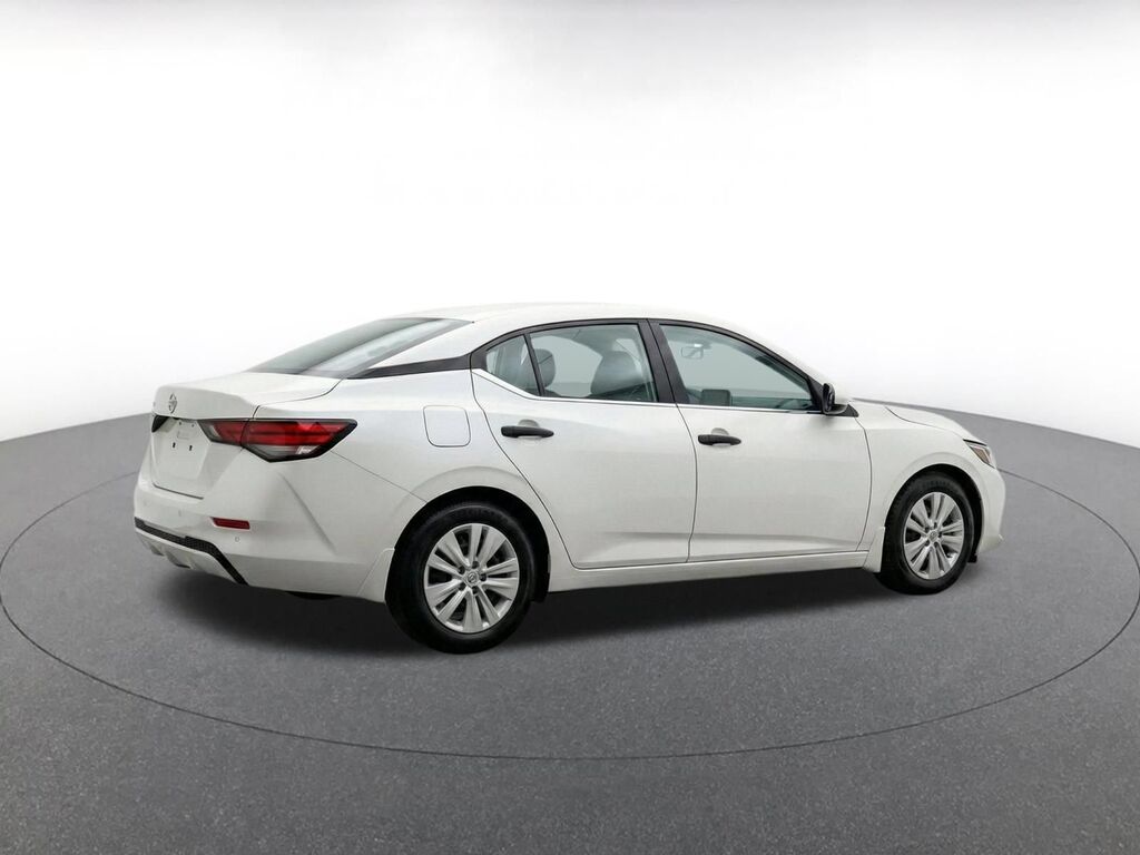 2025 Nissan Sentra S — photo 1 of 1