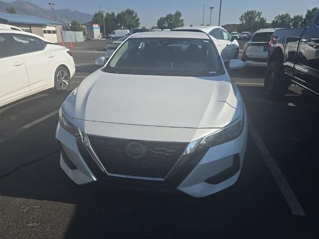 2020 Nissan Sentra SV — photo 1 of 29