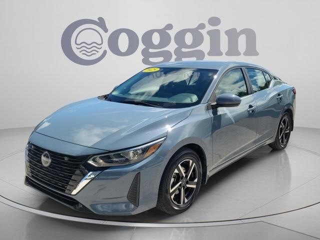 2025 Nissan Sentra SV — photo 1 of 26