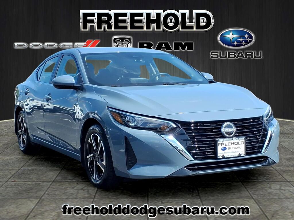 2025 Nissan Sentra SV — photo 1 of 13