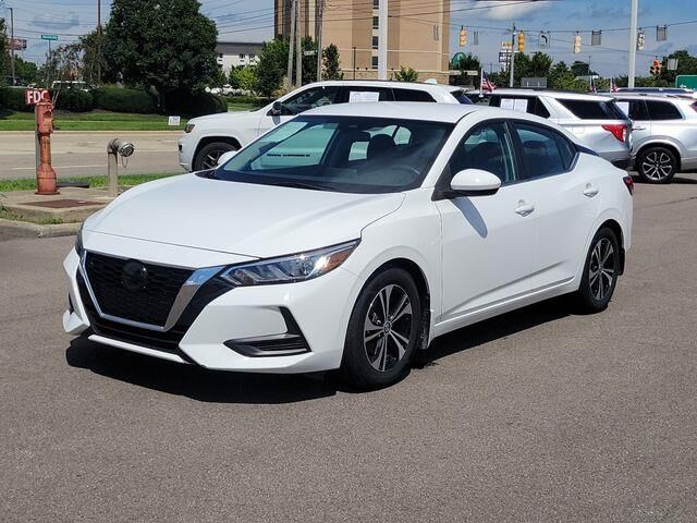 2022 Nissan Sentra SV — photo 1 of 13