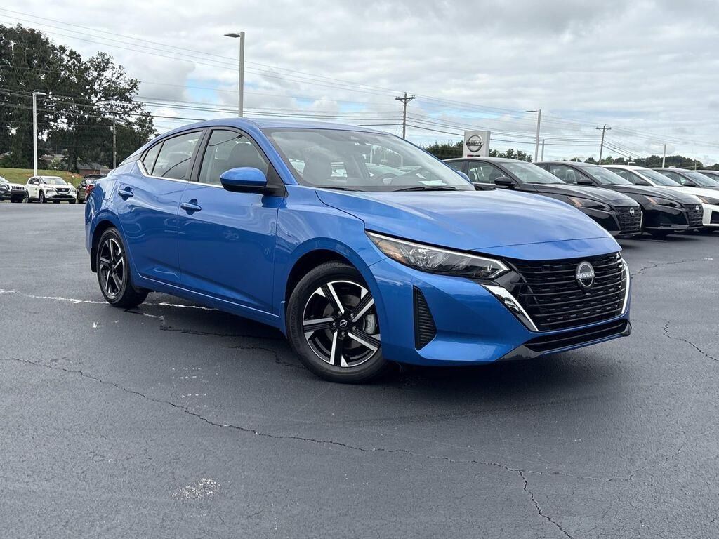 2025 Nissan Sentra SV — photo 1 of 41