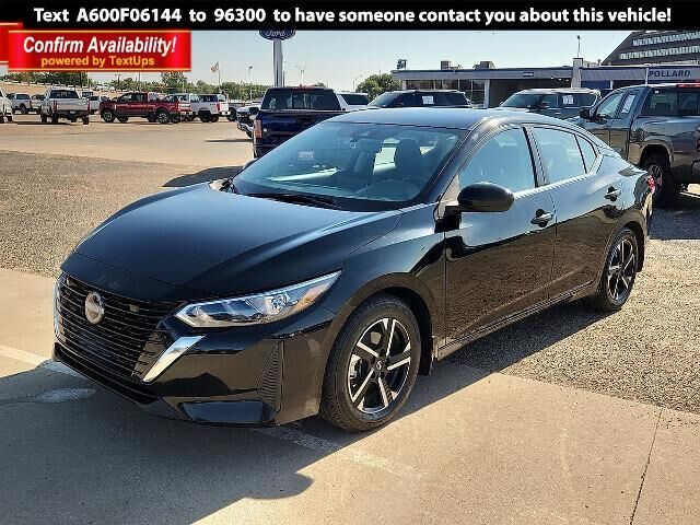 2025 Nissan Sentra SV — photo 1 of 24