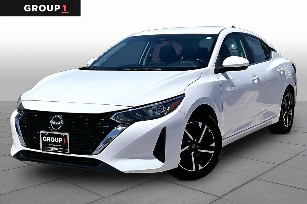 2024 Nissan Sentra SV — photo 1 of 13