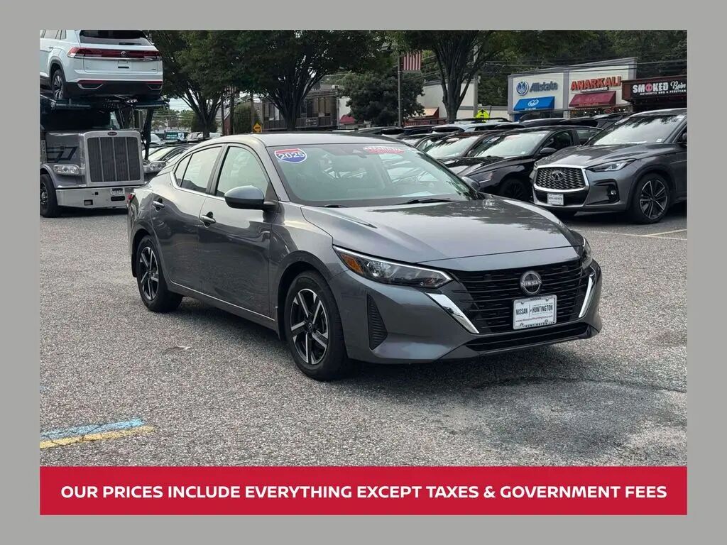 2025 Nissan Sentra SV — photo 1 of 12