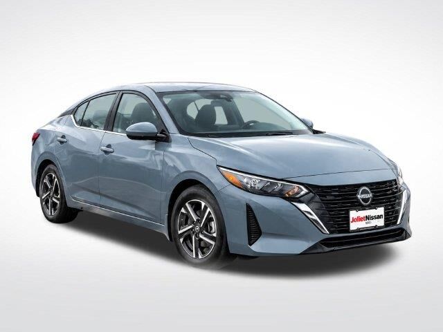 2025 Nissan Sentra SV — photo 1 of 12