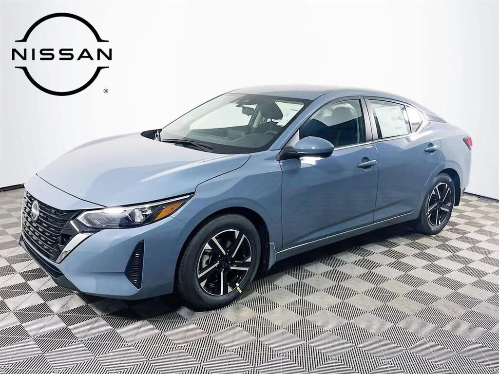 2025 Nissan Sentra SV — photo 1 of 9