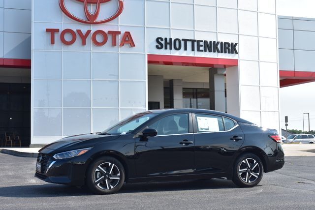 2024 Nissan Sentra SV — photo 1 of 13