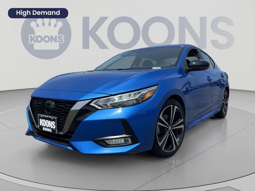 2023 Nissan Sentra SR — photo 1 of 3
