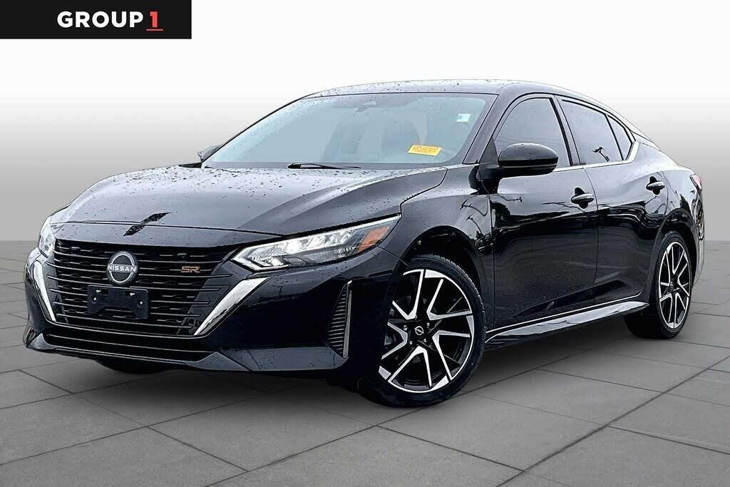 2024 Nissan Sentra SR — photo 1 of 1
