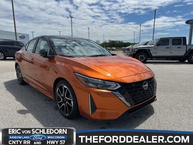 2025 Nissan Sentra SR — photo 1 of 26