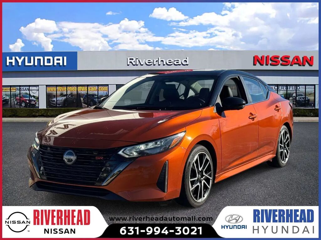 2025 Nissan Sentra SR — photo 1 of 13
