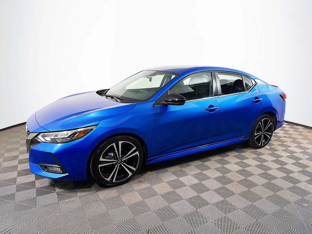 2022 Nissan Sentra SR — photo 1 of 13