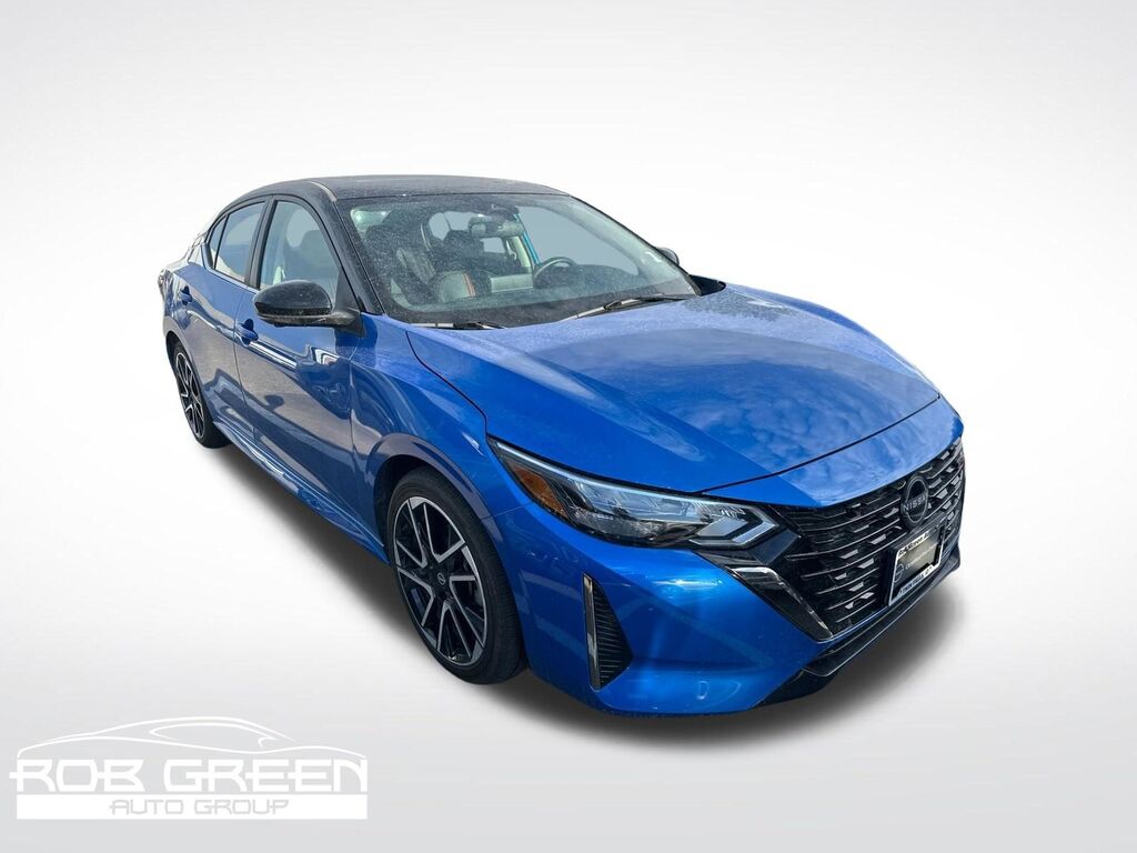 2025 Nissan Sentra SR — photo 1 of 2