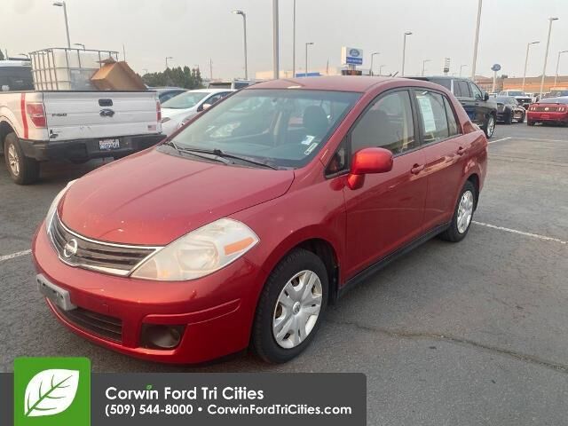 2011 Nissan Versa 1.8 S