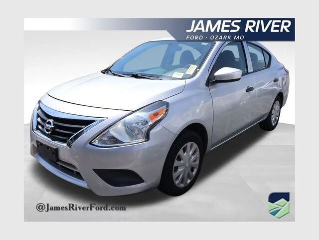 2019 Nissan Versa S