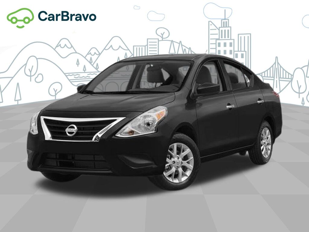 2015 Nissan Versa 1.6 S — photo 1 of 2
