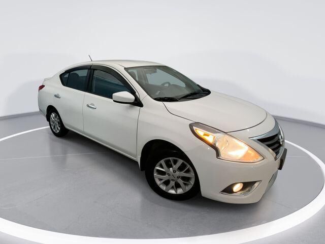2017 Nissan Versa 1.6 SV