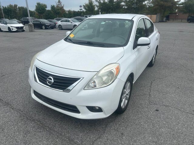 2014 Nissan Versa SL