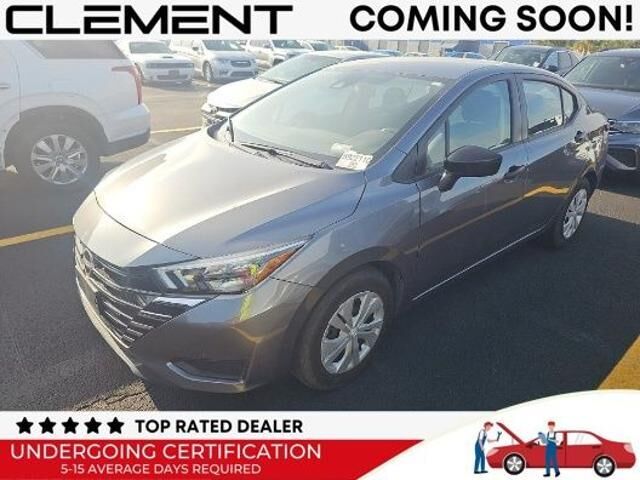 2025 Nissan Versa S — photo 1 of 3