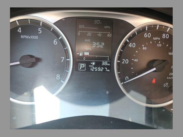 2021 Nissan Versa S — photo 1 of 15