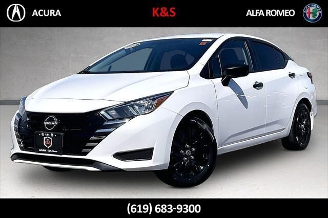 2024 Nissan Versa S — photo 1 of 13