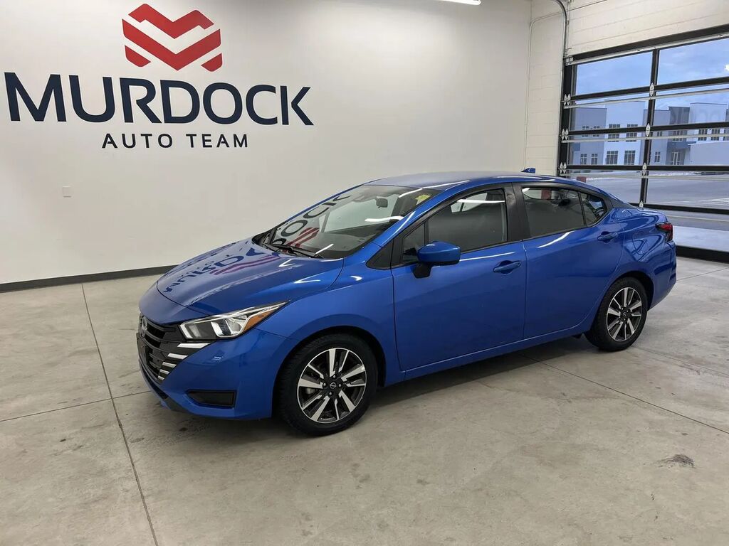 2024 Nissan Versa SV — photo 1 of 13