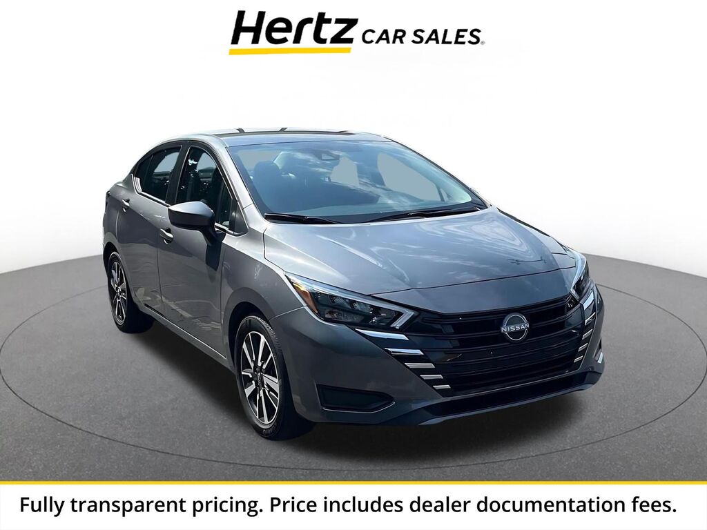 2025 Nissan Versa SV — photo 1 of 18