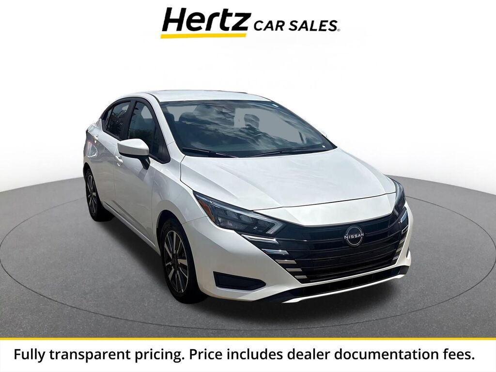 2025 Nissan Versa SV — photo 1 of 13