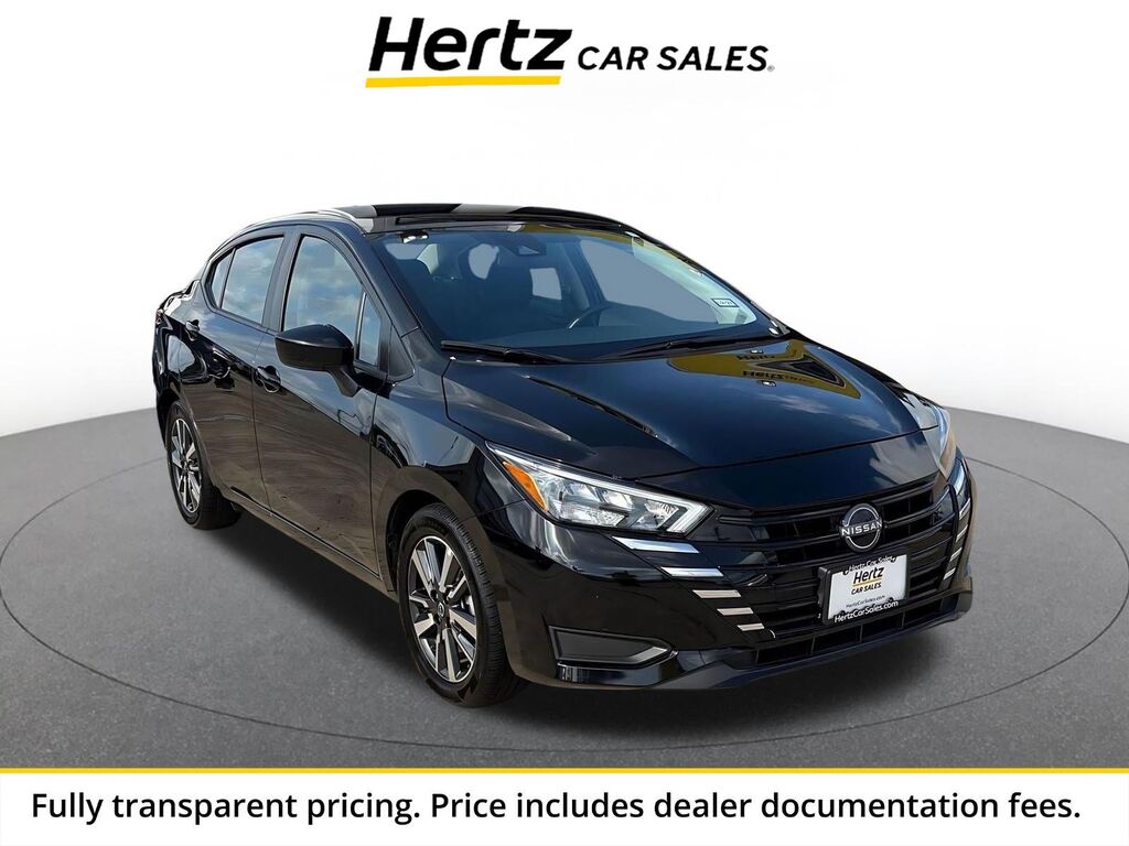 2025 Nissan Versa SV — photo 1 of 33