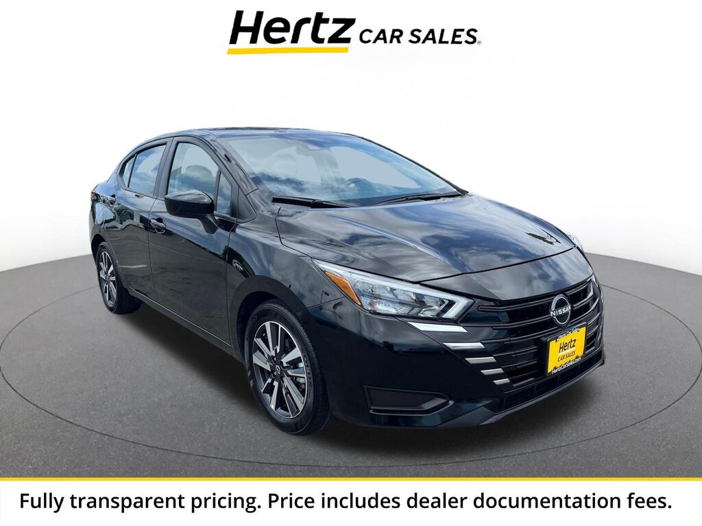 2025 Nissan Versa SV — photo 1 of 13