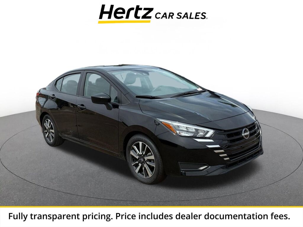 2025 Nissan Versa SV — photo 1 of 13