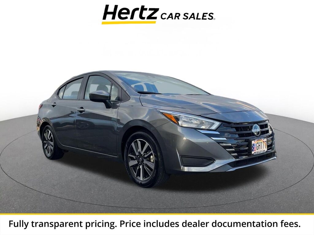 2025 Nissan Versa SV — photo 1 of 13