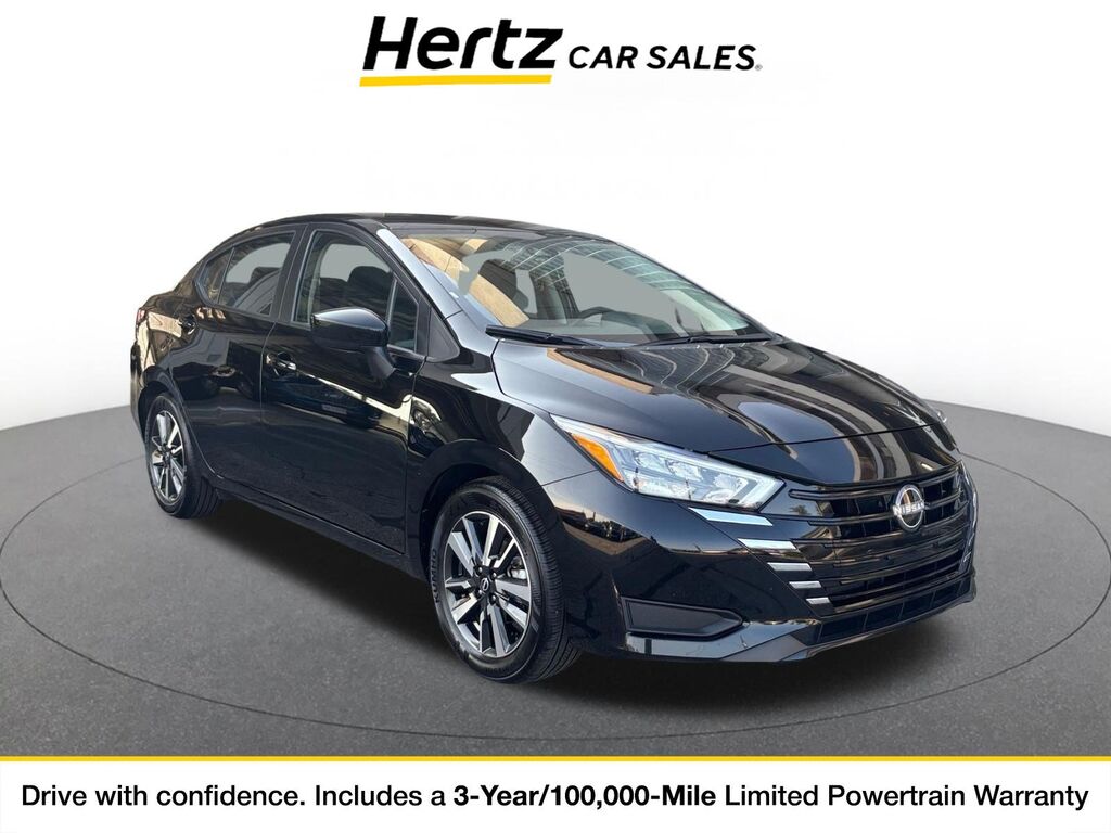 2025 Nissan Versa SV — photo 1 of 11