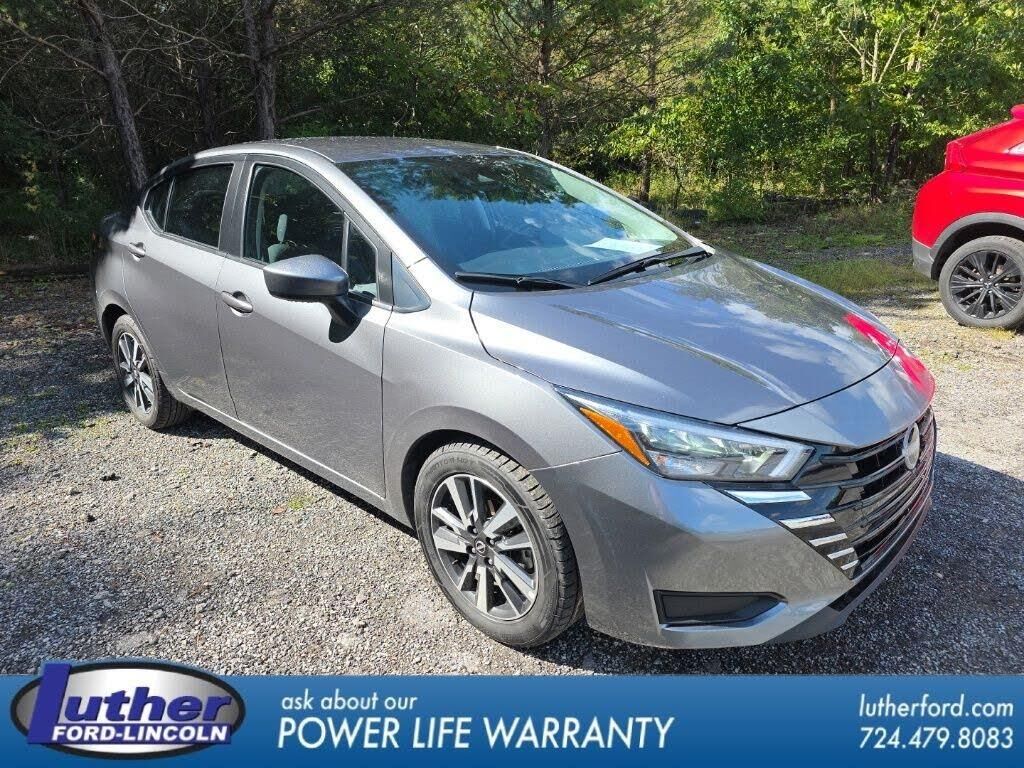 2025 Nissan Versa SV — photo 1 of 1