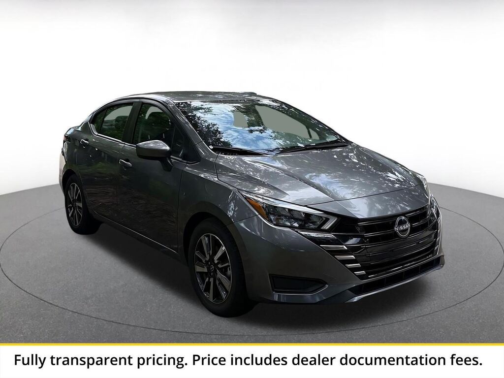 2025 Nissan Versa SV — photo 1 of 13