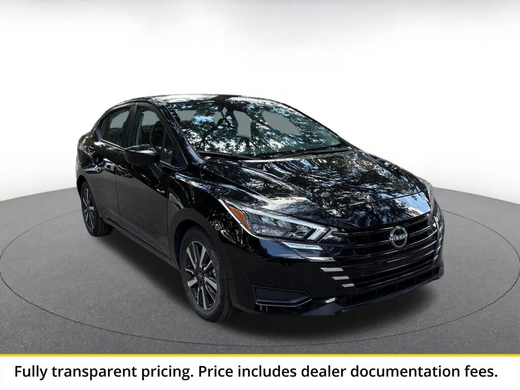 2025 Nissan Versa SV — photo 1 of 13