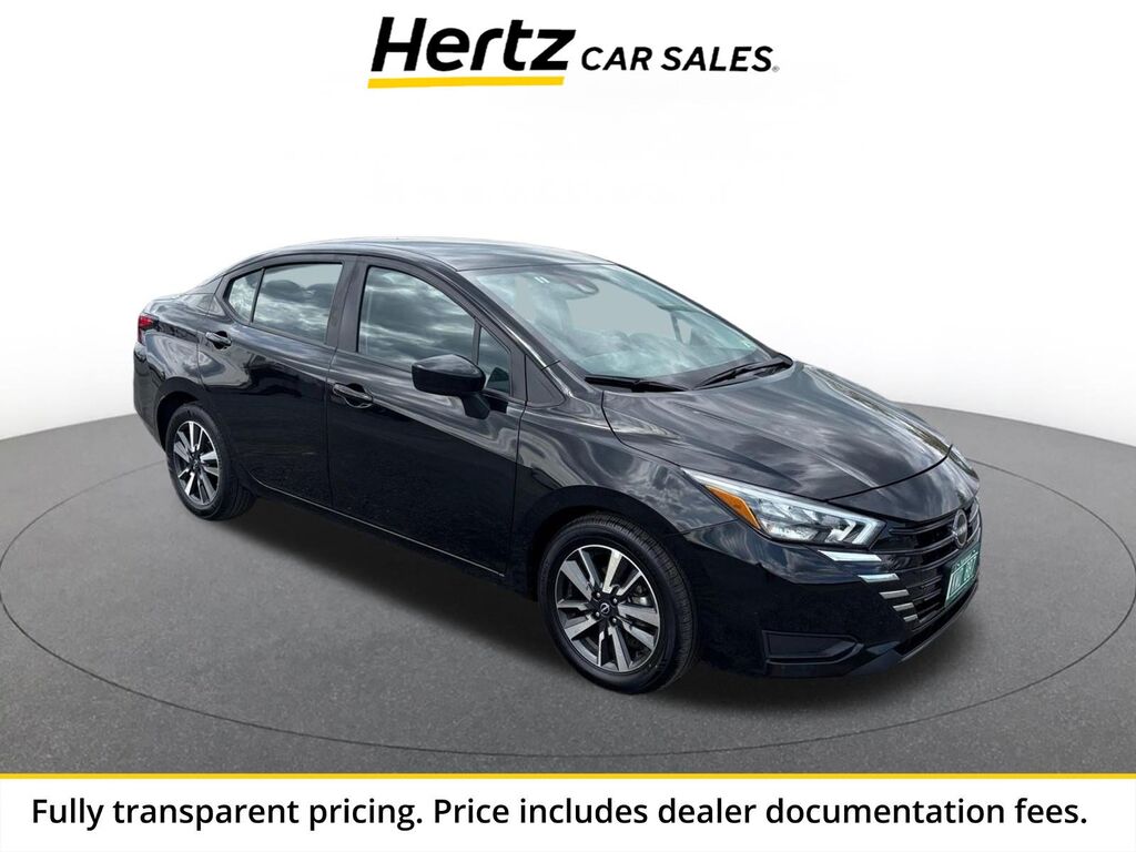 2025 Nissan Versa SV — photo 1 of 13