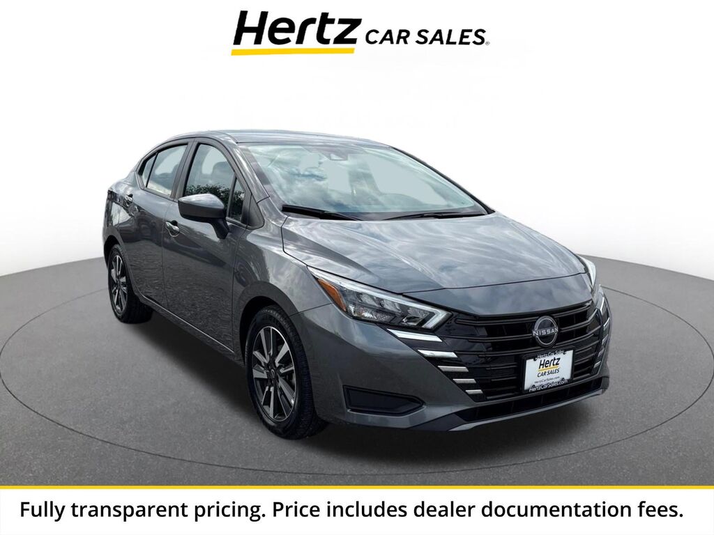 2025 Nissan Versa SV — photo 1 of 13