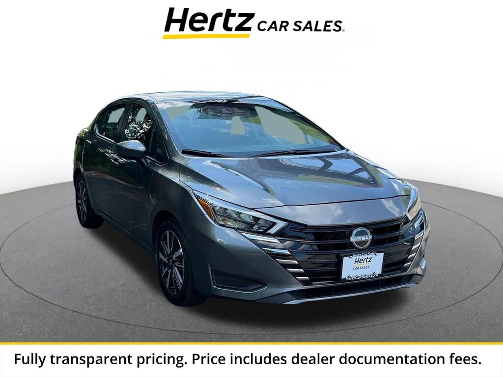2025 Nissan Versa SV — photo 1 of 13