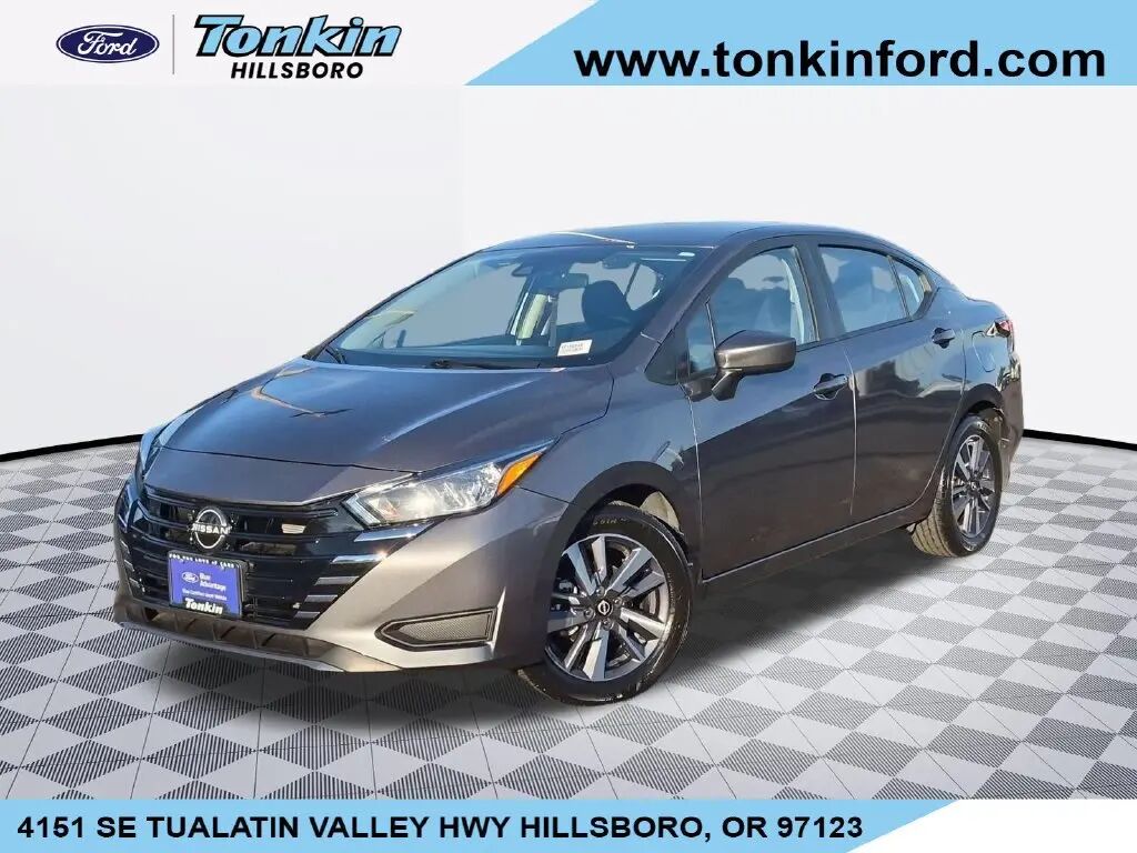 2024 Nissan Versa SV — photo 1 of 13