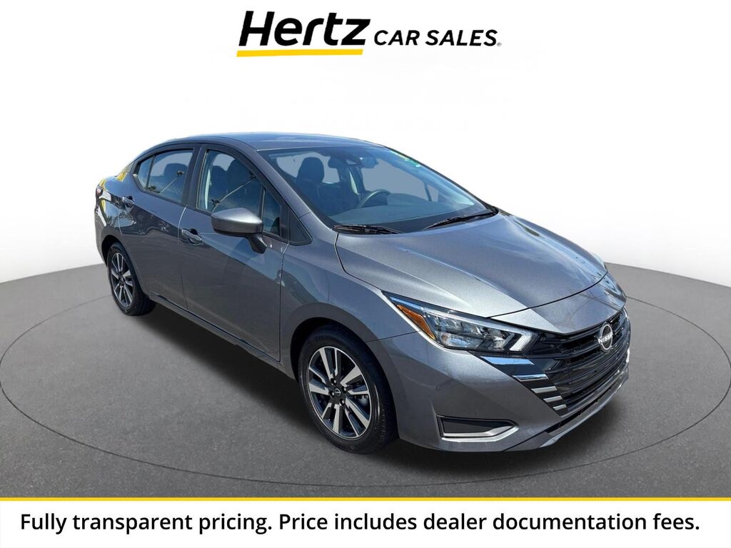 2025 Nissan Versa SV — photo 1 of 22
