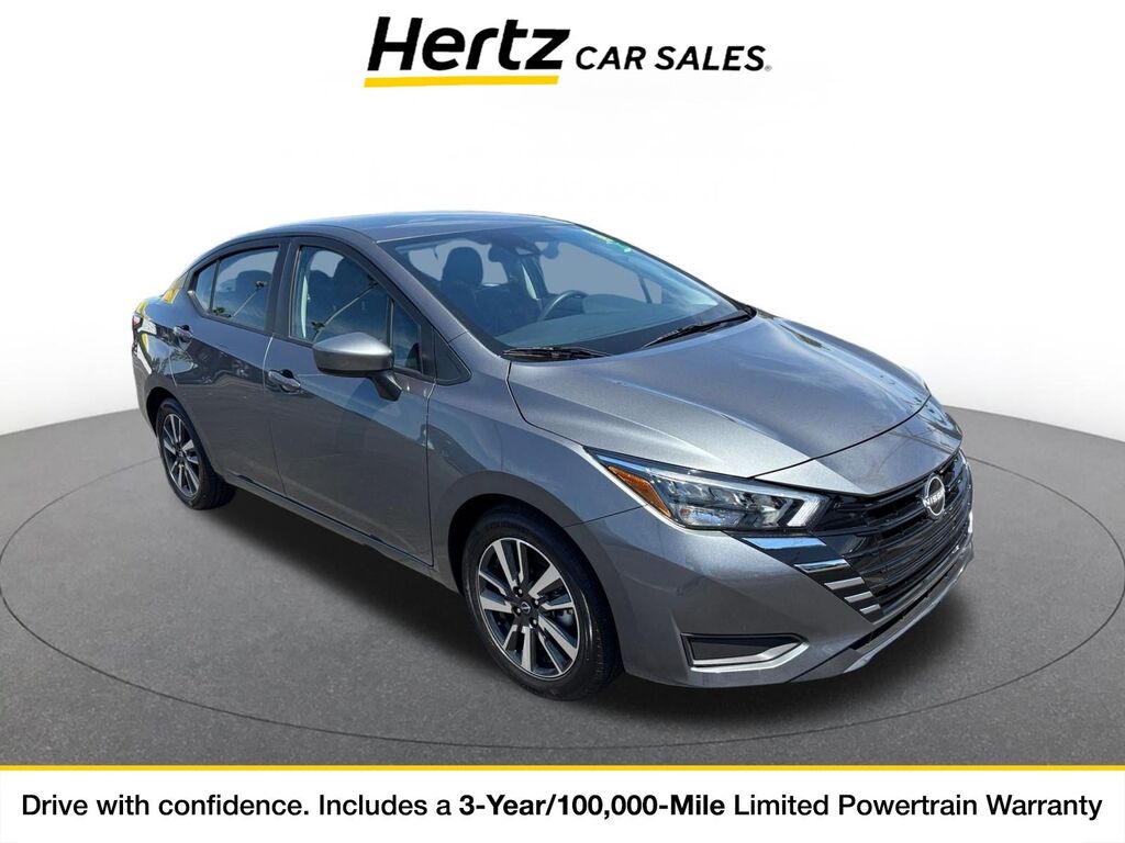 2025 Nissan Versa SV — photo 1 of 11