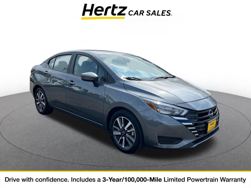 2025 Nissan Versa SV — photo 1 of 11