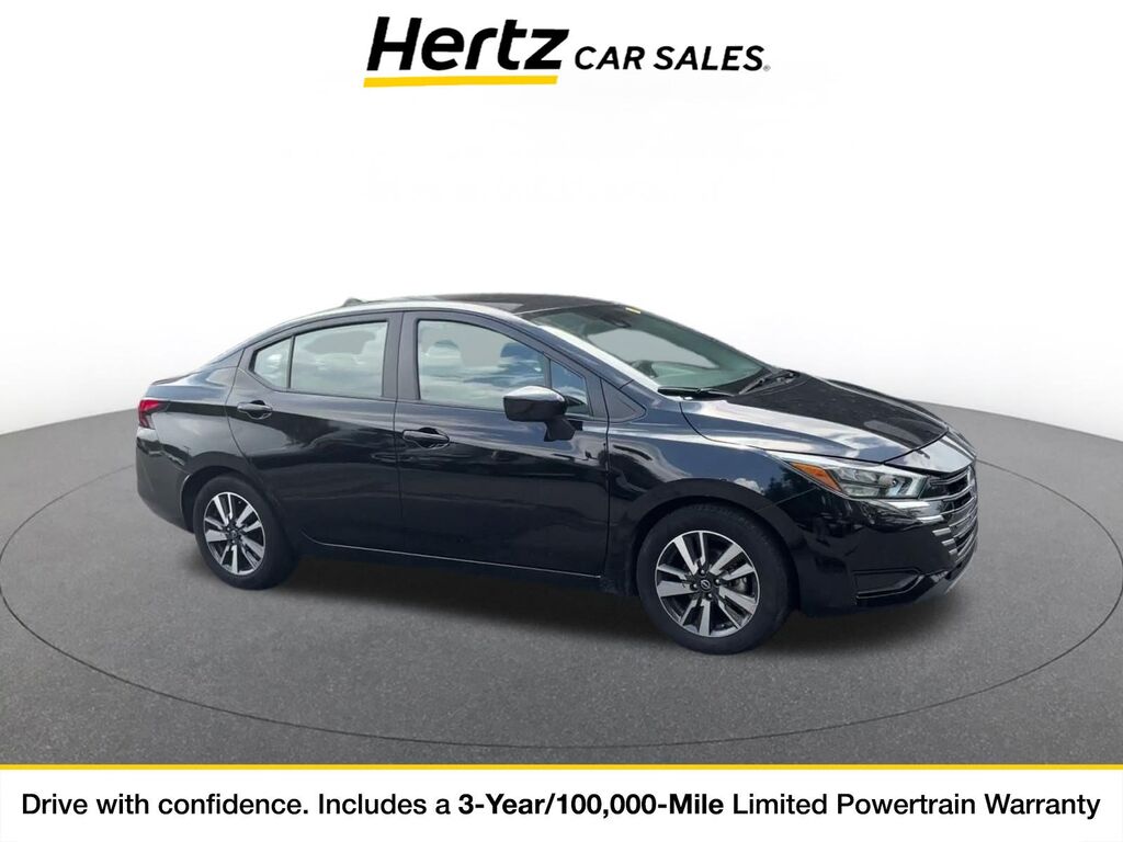 2025 Nissan Versa SV — photo 1 of 11